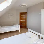 アパート Nemo 4 Bedrooms & Grill Zastan