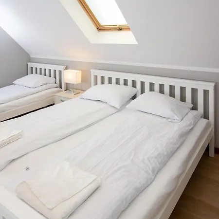 Nemo 4 Bedrooms & Grill Apartmán