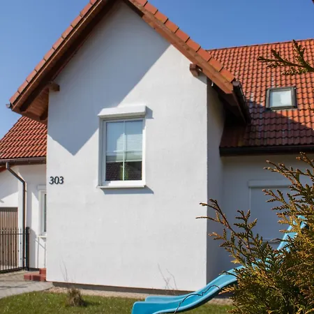 Nemo 4 Bedrooms & Grill *