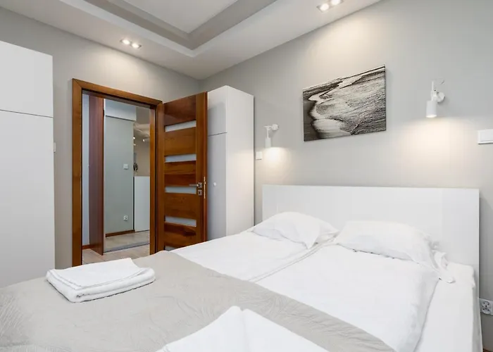 Apartment Nemo 4 Bedrooms & Grill