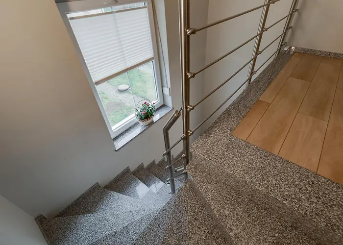 Nemo 4 Bedrooms & Grill * Zastan