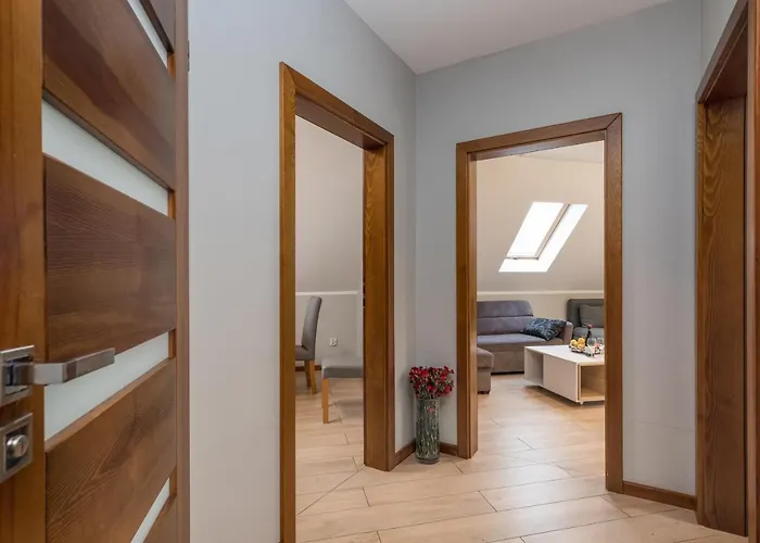 Nemo 4 Bedrooms & Grill *