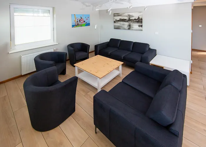 Nemo 4 Bedrooms & Grill Apartment