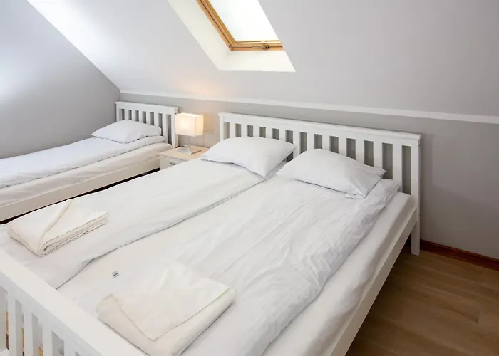 Nemo 4 Bedrooms & Grill Apartment