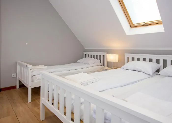 Nemo 4 Bedrooms & Grill Apartment *