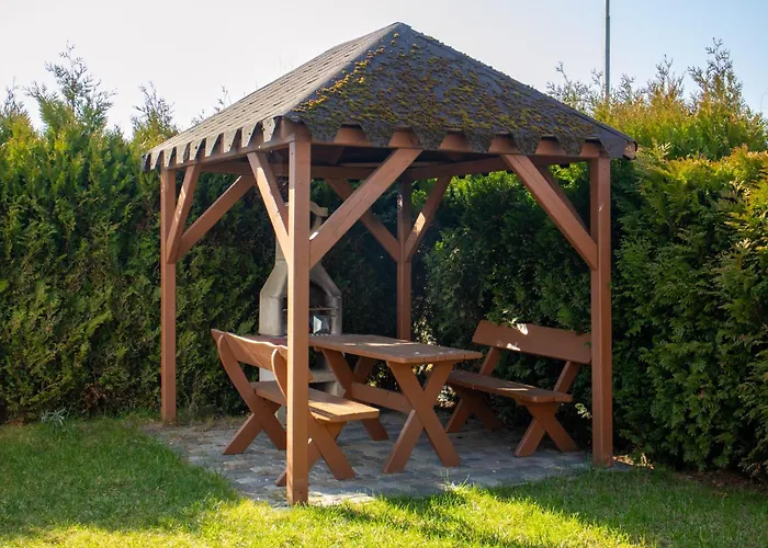 Apartment Nemo 4 Bedrooms & Grill Zastan